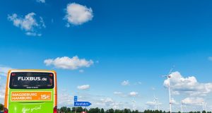PolskiBus, FlixBus integrują się! Co wiemy o FlixBus? Jak rozwijał się PolskiBus w Polsce? Flixbus autokar