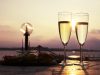 Czy Prosecco się kończy? Włosi chcą ograniczyć produkcję popularnego wina! Lampki białego wina